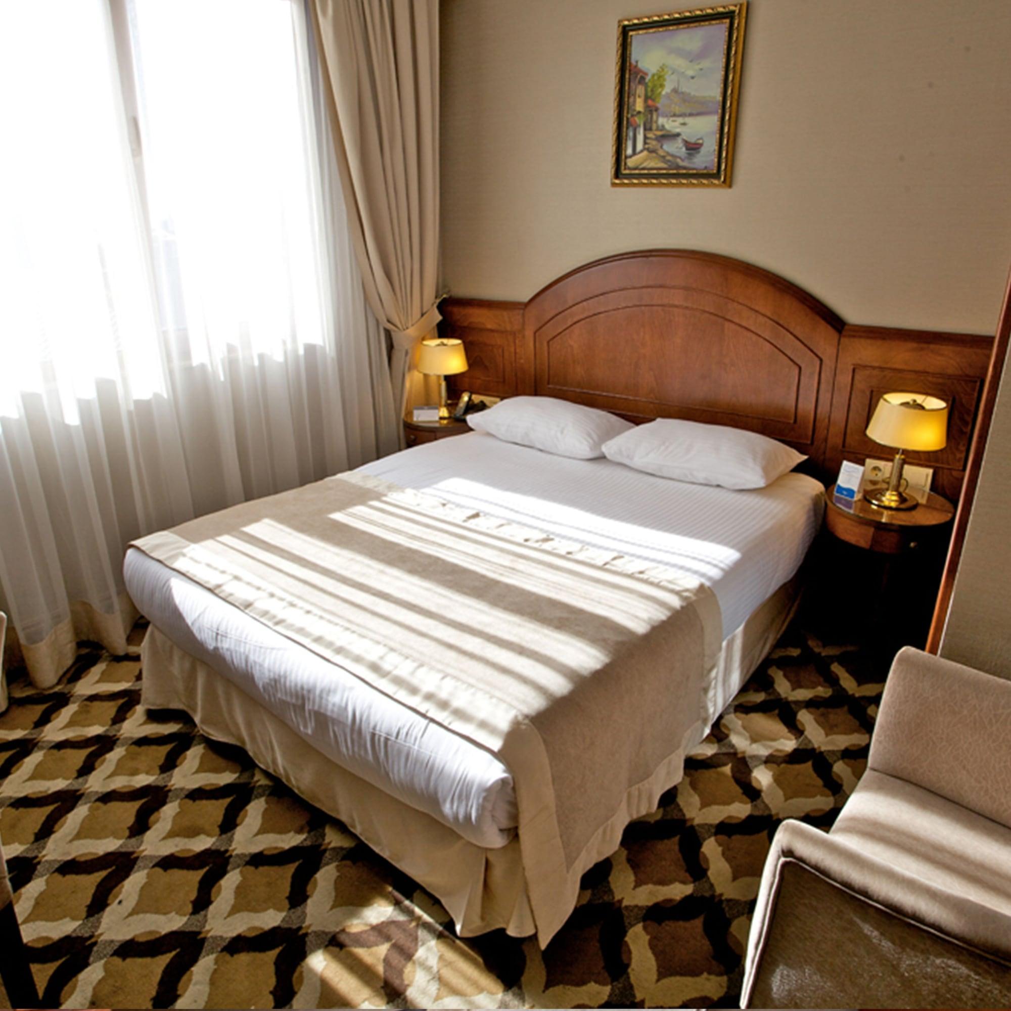 Tilia Hotel Istanboel Buitenkant foto