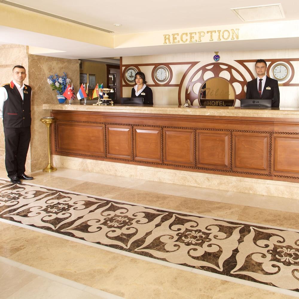 Tilia Hotel Istanboel Buitenkant foto